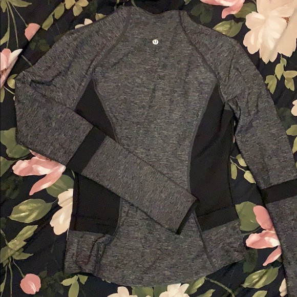 Lululemon REVERSIBLE Find Your Bliss Jacket - Picture 4 of 13